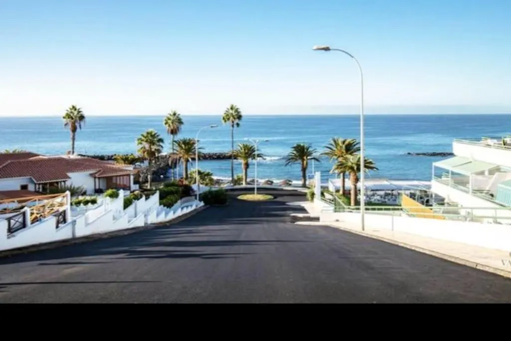 Altamira Lux Suit El Duque Costa Adeje
